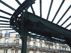 metro canopy paris chatelet