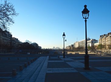 Morning light at Place de la Bastille - November 2016