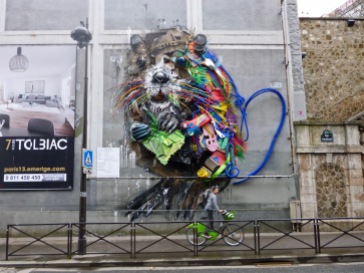 A giant beaver made from throw away plastic is definitely an animal with a message - it's the work of Portuguese artist Artur Bordalo